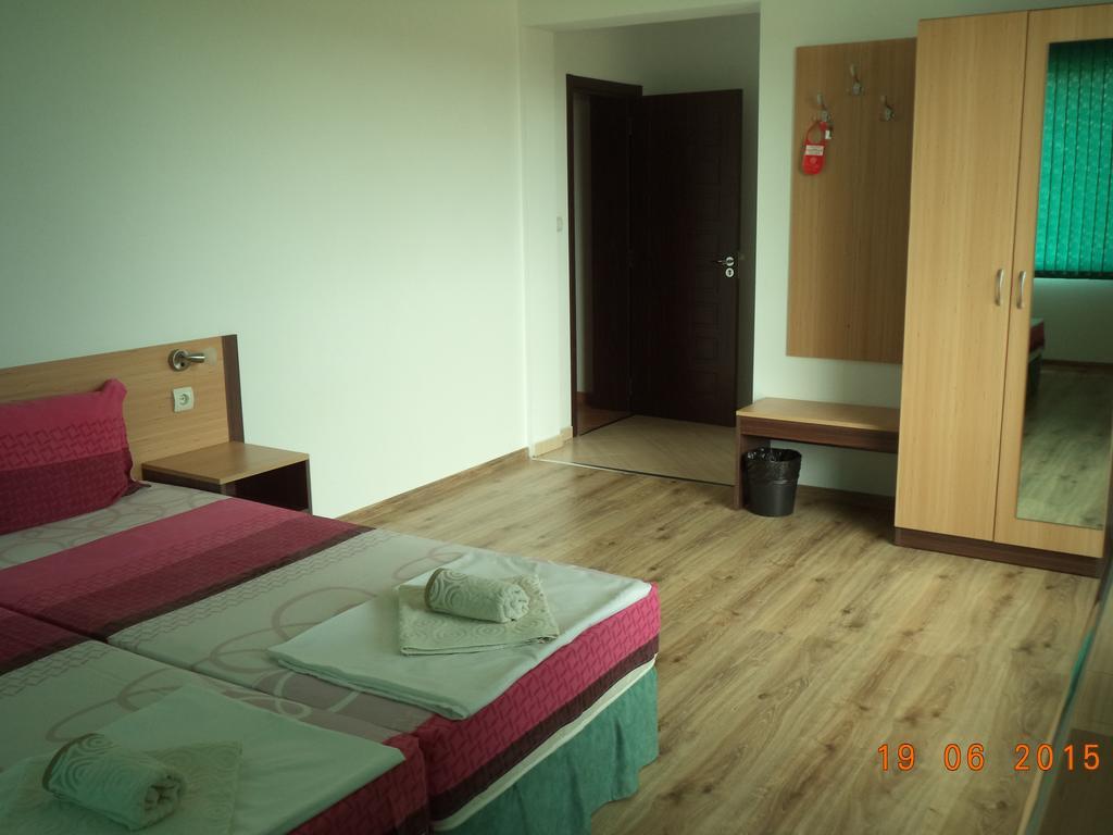 Sveti Georgi Guest House Sozopol Pokoj fotografie