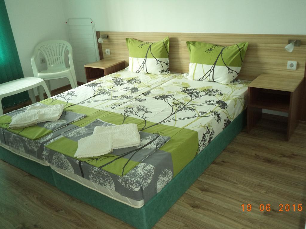 Sveti Georgi Guest House Sozopol Pokoj fotografie