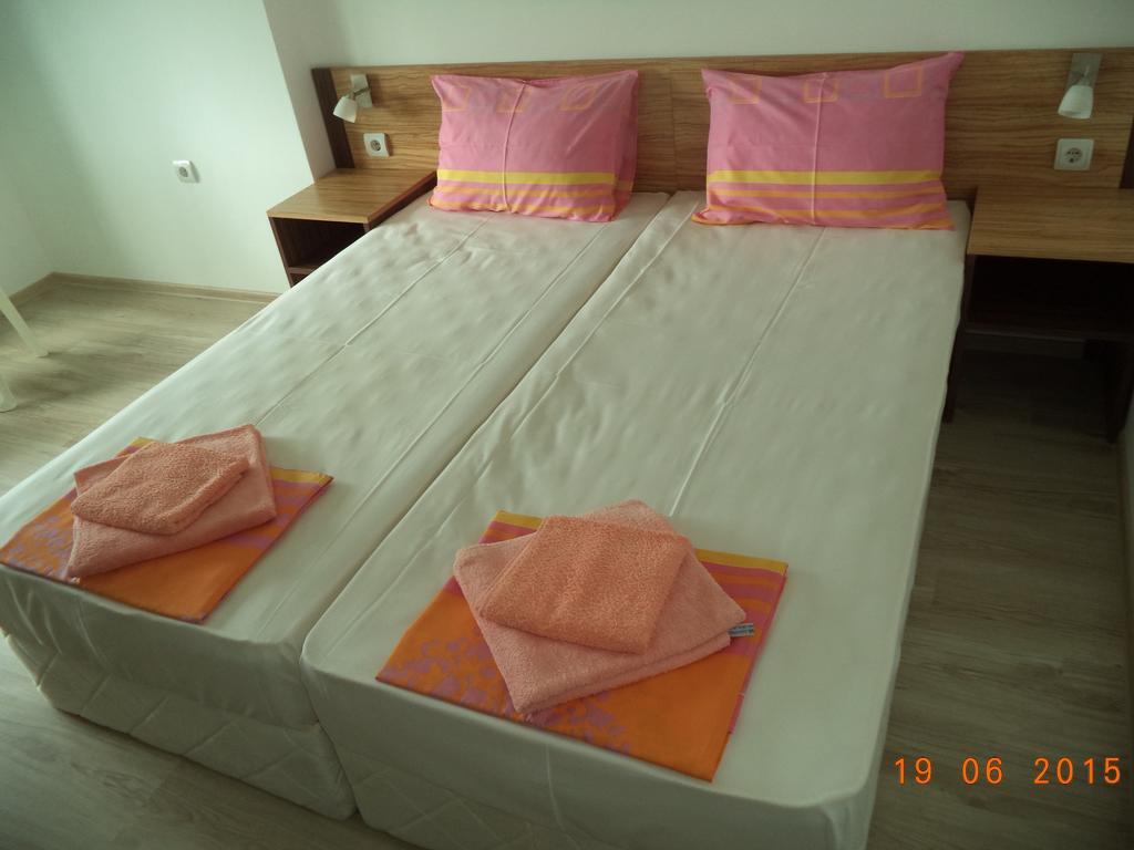 Sveti Georgi Guest House Sozopol Pokoj fotografie